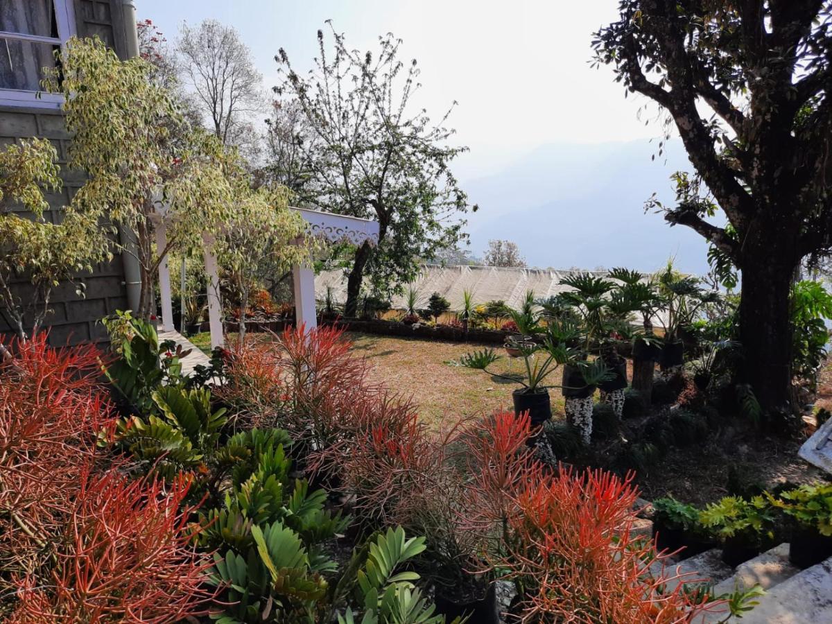 Aaravi Garden Homestay Kalimpong Kültér fotó